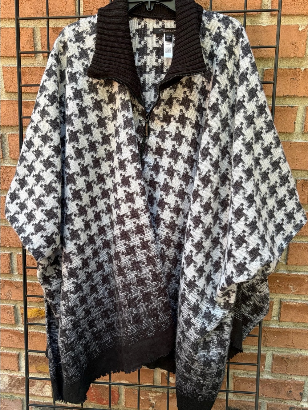 Oversized Houndstooth Zip Poncho with Ribbed Collar - Black & White